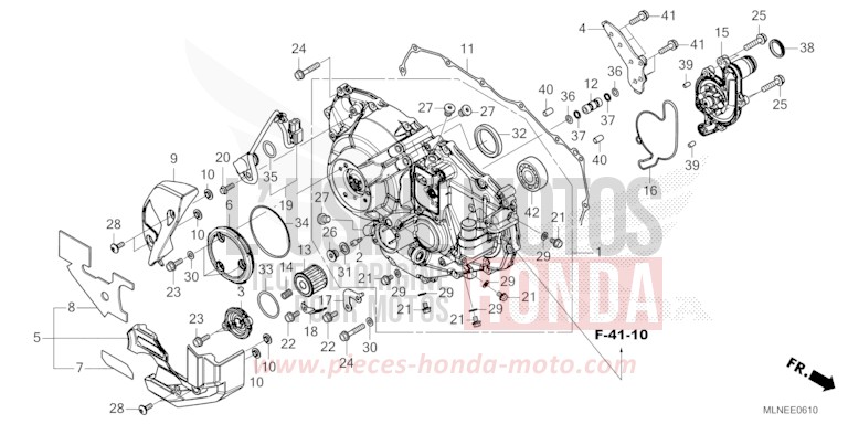 PANNEAU CARTER-MOTEUR D. (2) de Africa Twin DCT MAT IRIDIUM GRAY METALLIC (NHC64) 2025